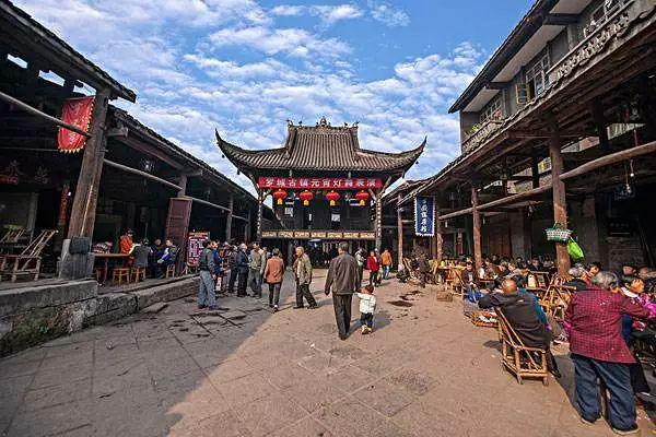 为什么部分人很友善但是喜欢独来独往？游戏画面